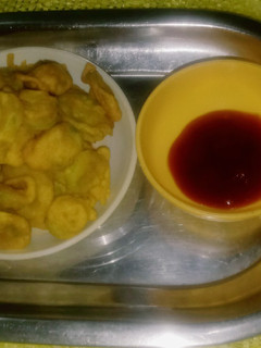पकौड़ी गलका और पत्ता गोभी(pakodi galka aur patta gobhi recipe in hindi) रेसिपी मुख्य फोटो