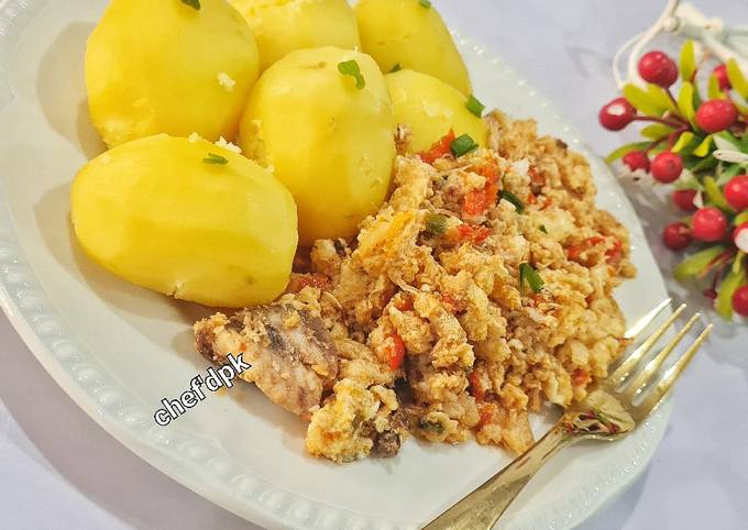 Boiled Irish potatoes with egg sauce Recipe by Da-Princess Kitchen