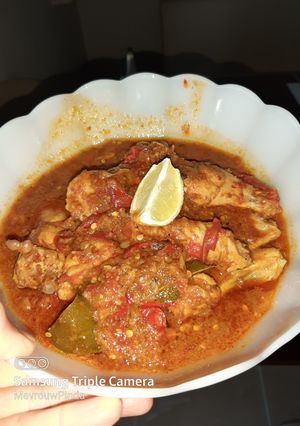 A picture of Spicy chicken curry ala MevrouwPinda.