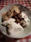 Tris gelato (cream cheese, caffè e stracciatella) 🍨