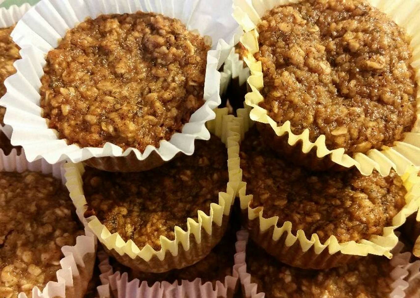Banana and Applesauce Oat Muffins