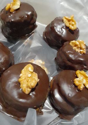 Una foto de Alfajor low carb semillas