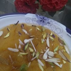 A picture of 3 spices Sooji ka Zafrani Halwa.