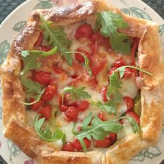 A picture of Vegetable and mozzarella pie.