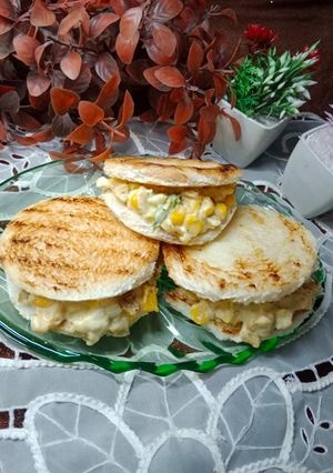 A picture of Grilled Corn Bread Pockets.