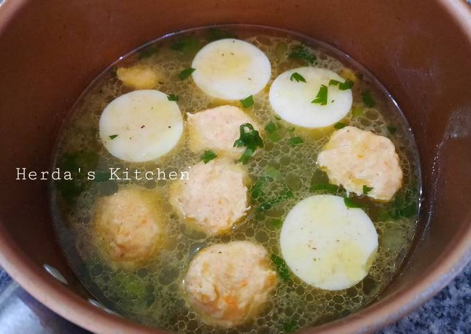 Resep Sup Bakso Salmon Ayam Tofu Mpasi 1y Oleh Herdas Kitchen Cookpad