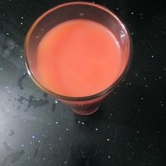A picture of Mixed fruits juice.
