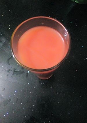 A picture of Mixed fruits juice.