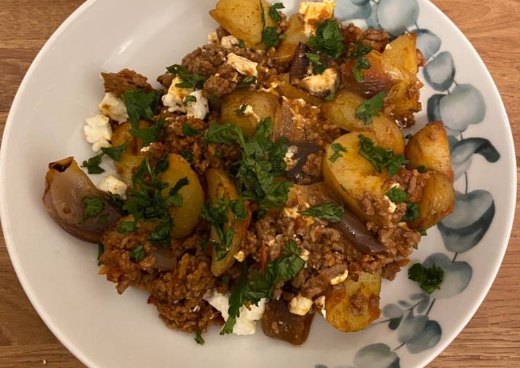 Simple Way to Make Ultimate Harissa Beef and crispy potatoes