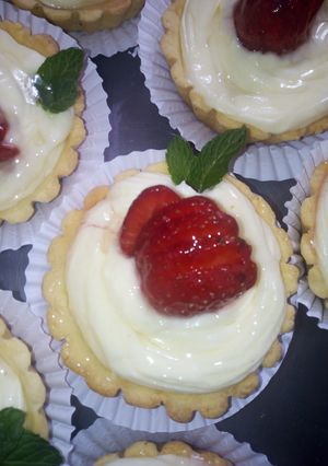 صورة لوصفة تارتولات بالفراولة 🍓🍓 وكريمة لذيذة