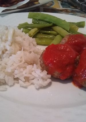 Una foto de Albóndigas de carne y calabacín
