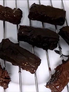 Una foto de Huesitos caseros