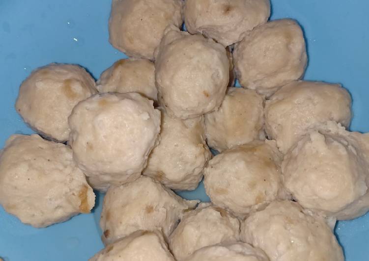 Langkah Mudah untuk Membuat Bakso ayam homemade uenakkkk&#39;e dan super simple Anti Gagal