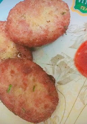 A picture of Potato and mince cutles.