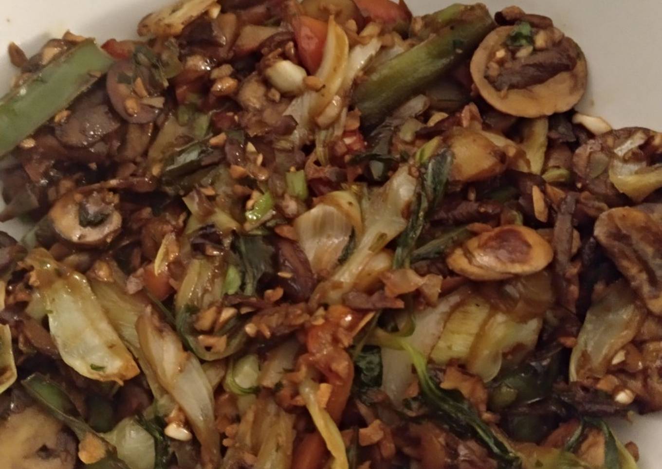 Tm5 - Pak choi (al vapor) con Champiñones, mix de Verduras y Semillas & Salsa soja (100% vegetal)