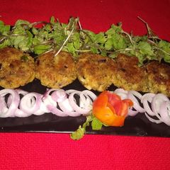 A picture of Green moong dal kabab.