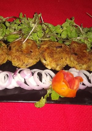 A picture of Green moong dal kabab.