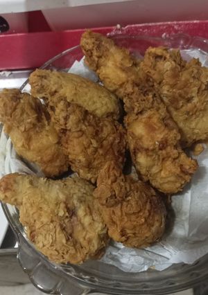 Una foto de Pollo frito al estilo KFC