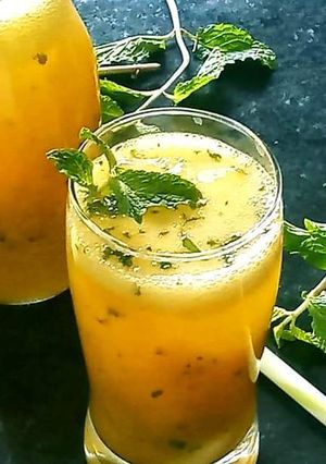 A picture of Virgin Mango Mojito.