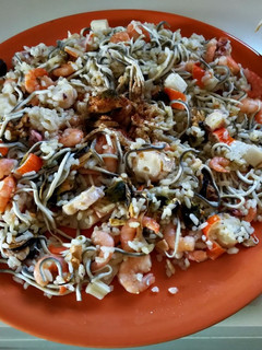 Una foto de Arroz picante con productos del mar