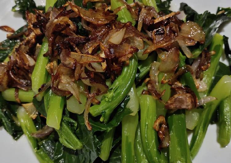 Recipe of Homemade Gaylan Top with Fried Shallots