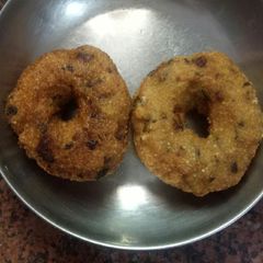 A picture of Suji donuts.