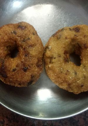 A picture of Suji donuts.