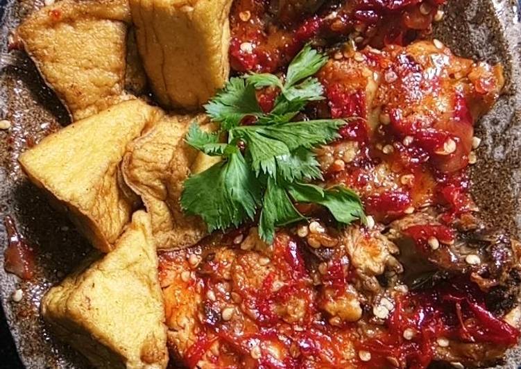 Resep Ayam Geprek oleh Hesti Rizka Aprillia - Cookpad