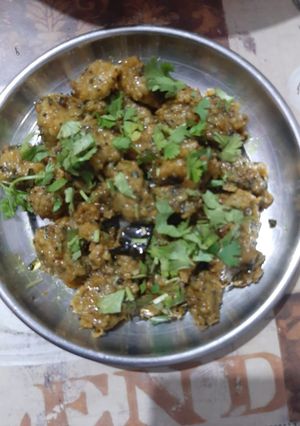 મેથી ના મુઠીયા (Methi Muthiya Recipe In Gujarati) રેસીપી મુખ્ય ફોટો