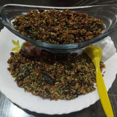 A picture of Pan Mukhwas.