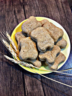 عکسی از دستور دستور متفاوت: بیسکوکیک آتنا بانو برای هاپوها🐶