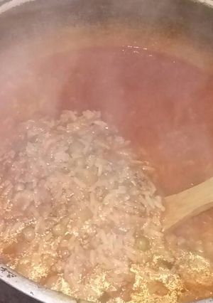 Una foto de Guiso de arroz con carne molida
