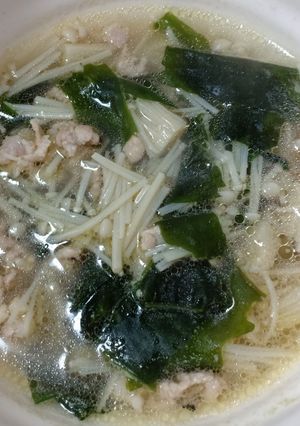 Hình của món Canh thịt nấu nấm.