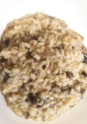 Una foto de Risotto de champiñones vegetariano🍃