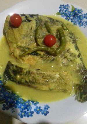 Foto resep Ikan Bawal Kuah Kuniang