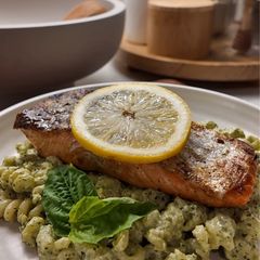 A picture of Healthy Creamy Pesto Pasta.