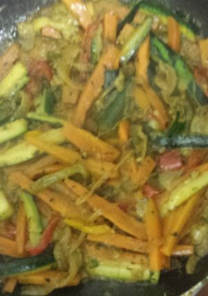 A picture of Stir fry delux.