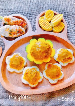 Hình của món Sandwich Bí Đỏ Nghiền (Ăn Dặm).