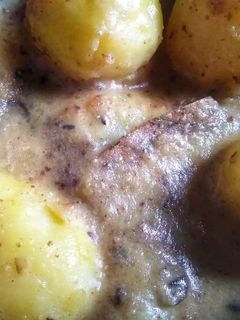 সাদা আলুর দম(sada aloor dum recipe in Bengali) রেসিপির প্রধান ছবি
