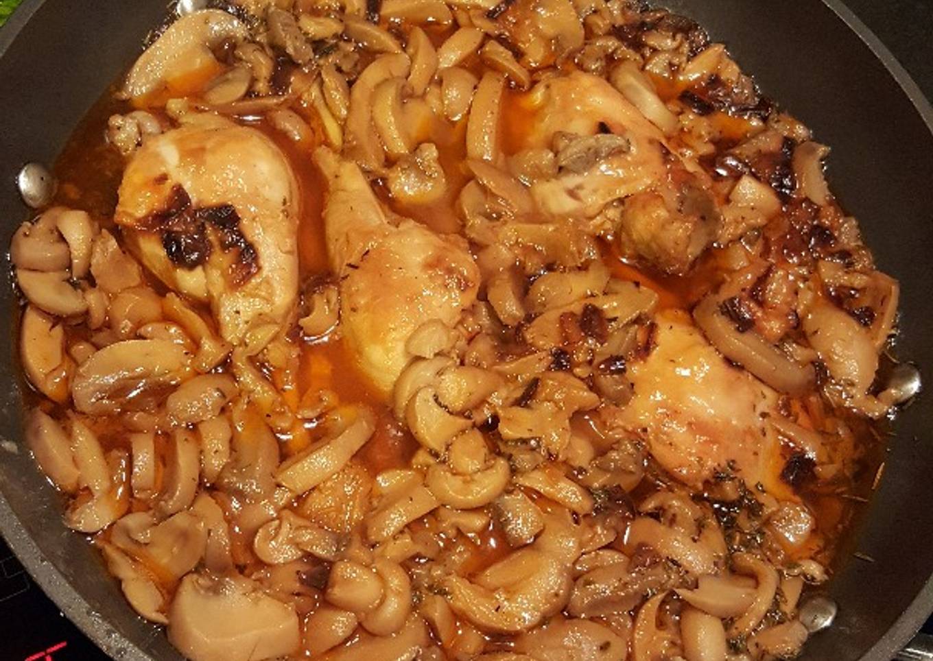 Poulet et champignons sauce au cidre