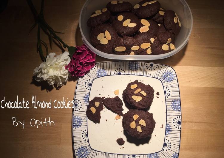 Chocolate Almond Cookies