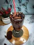 Oreo Kit Kat Shake