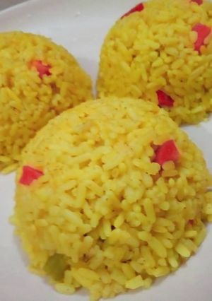 A picture of Sweet yellow rice.