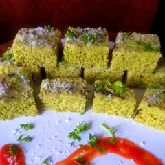 A picture of Dhokla.