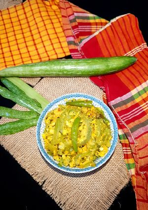 ডিম দিয়ে চিচিঙ্গা ভাজি রেসিপির প্রধান ছবি