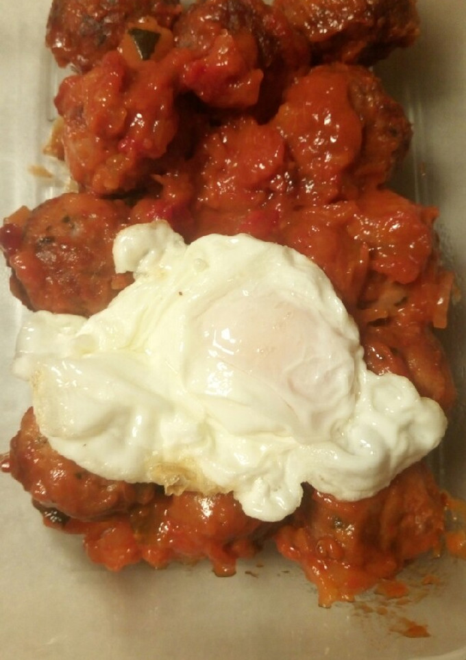 Una foto de Albóndigas con samfaina