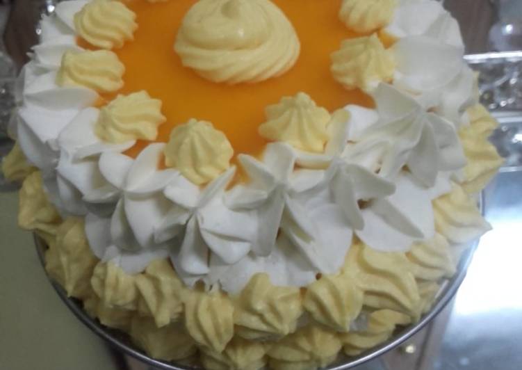 Easiest Way to Make Perfect Mango Mini cake Mango whipped cream frosting