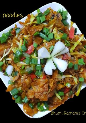 રોટી નુડલ્સ (Roti Noodles Recipe In Gujarati) રેસીપી મુખ્ય ફોટો