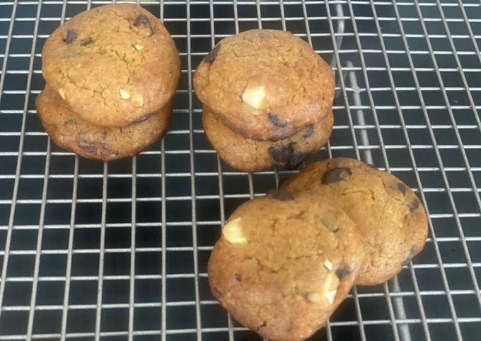 Resep Chewy chocolate cookies yang Enak Banget