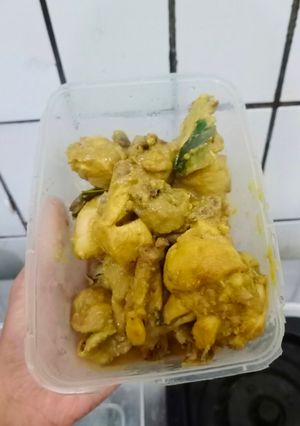 Foto resep Ayam Ungkep Bumbu Kuning (Stok Frozen)